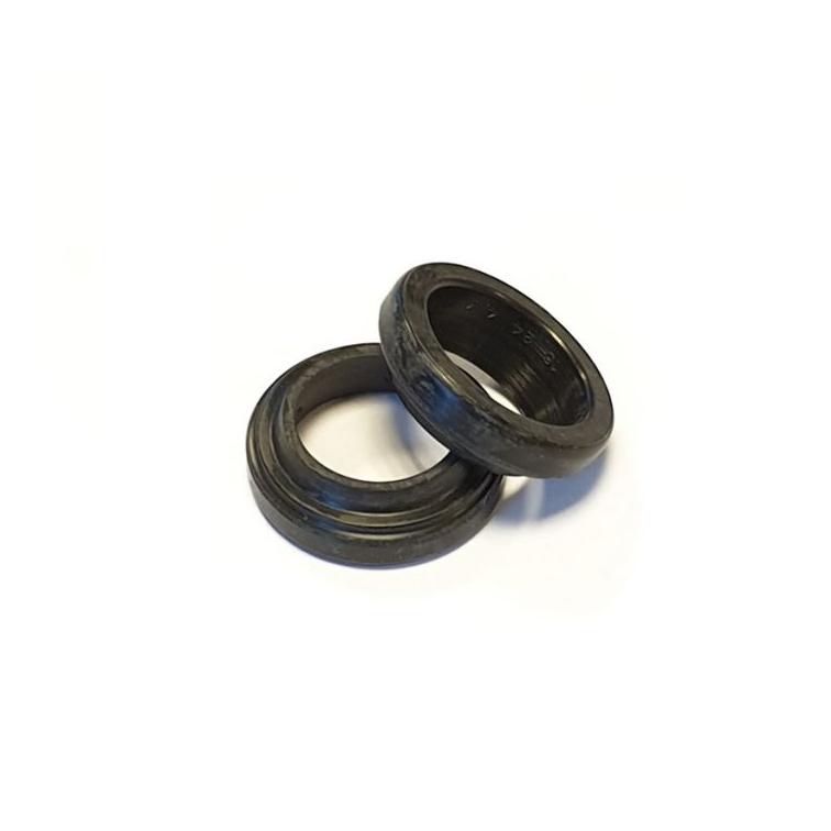 SCRAPER RING 16-21-3      SERVICE PARTS